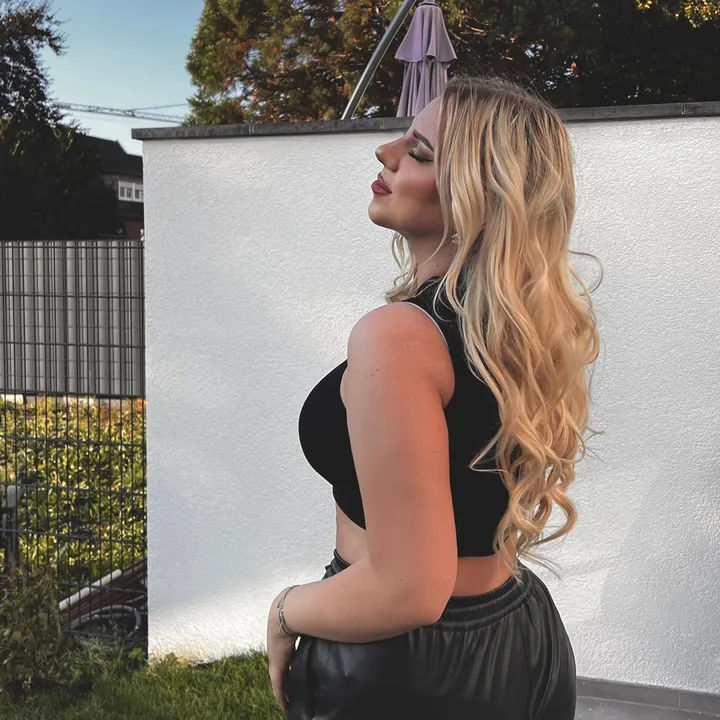 leona.mua
