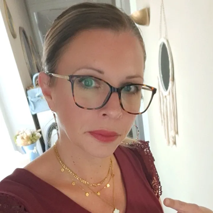 stephy8046