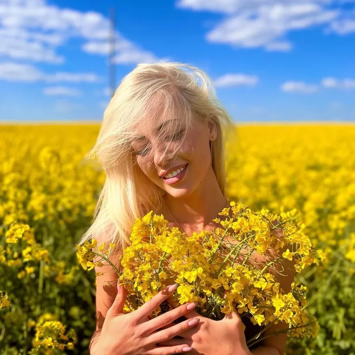 blondi__julia