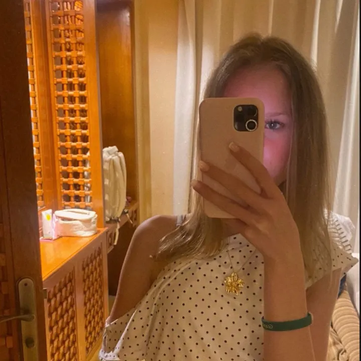 pauulina.sg