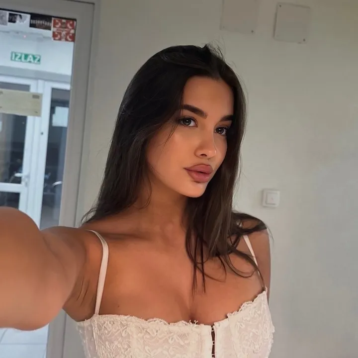 @anasaviija