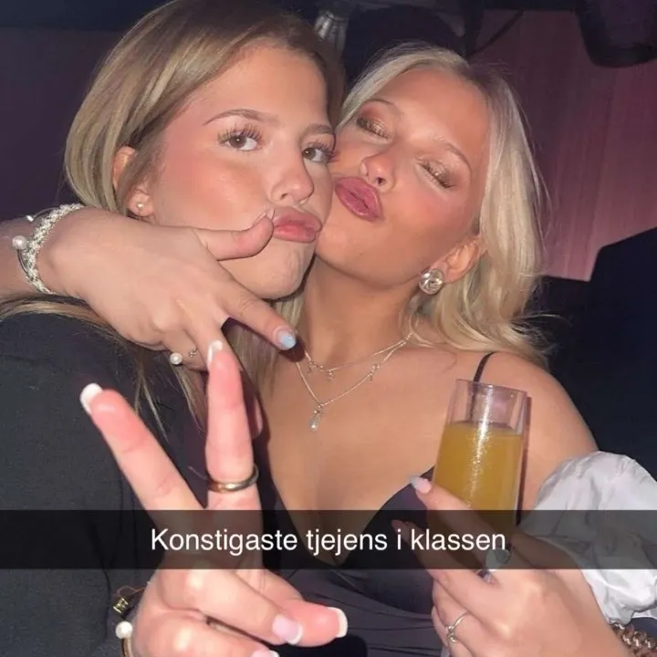 @tildespamm4
