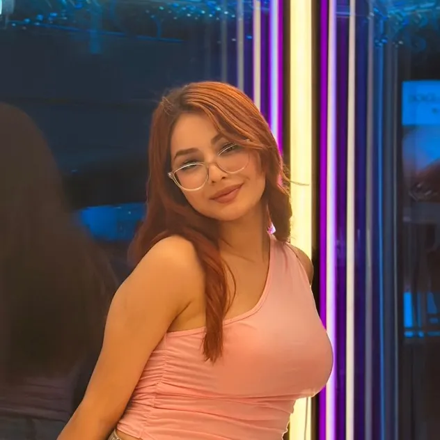 sara_cr__