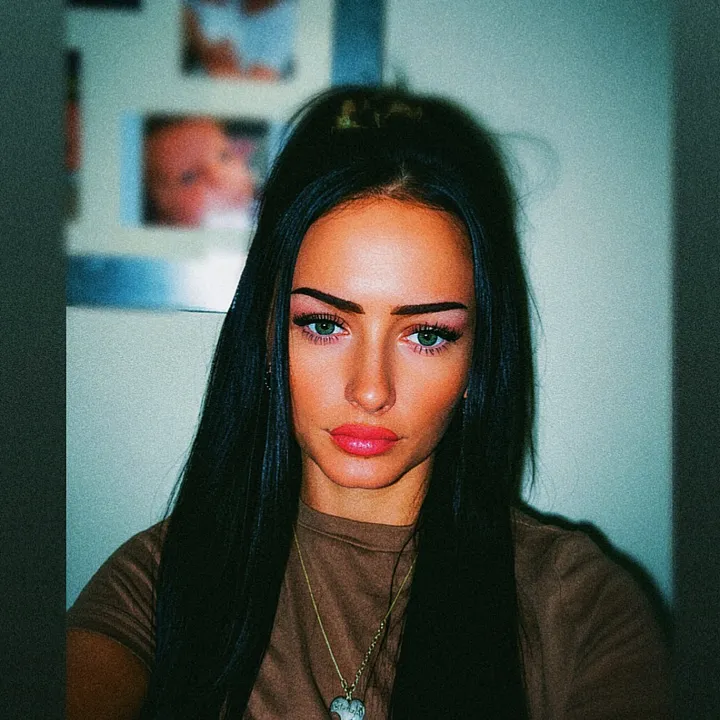 emzlouisee_xox