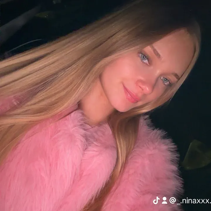 _.ninaxx._