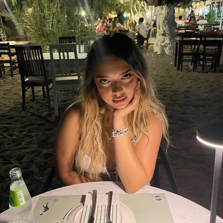 shakiraagilardi
