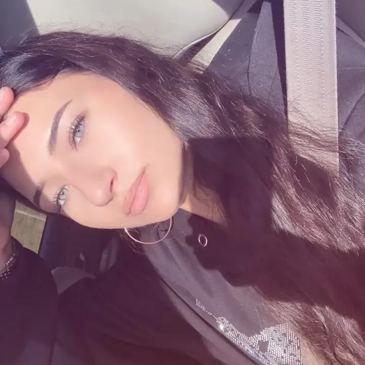 _._._._.dydy._._._._