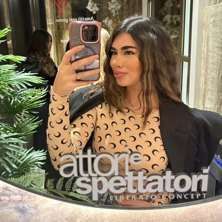 @marayaferraro_