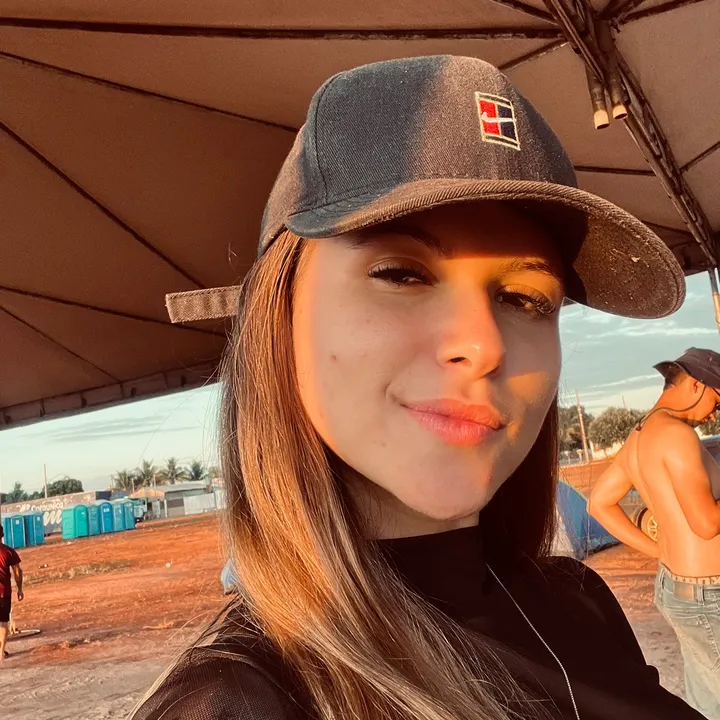ana_meneghetti