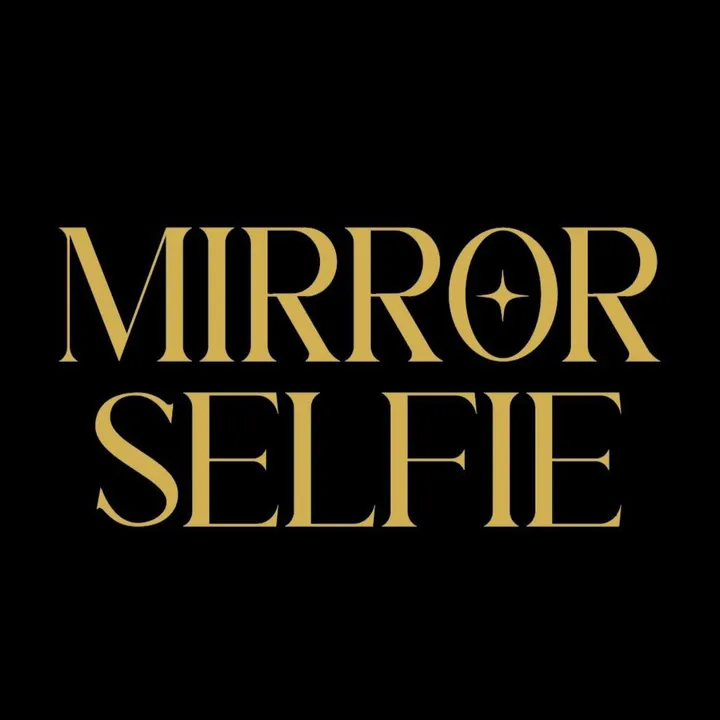 mirrorselfie_mty