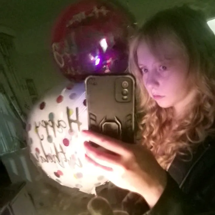 phoebe.louise92
