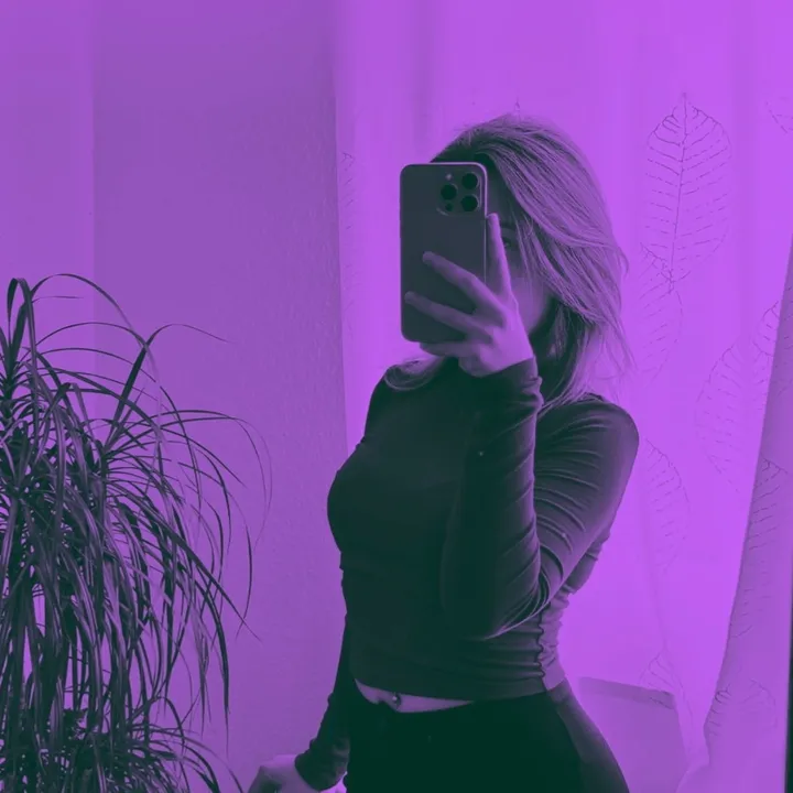 _.violletee._