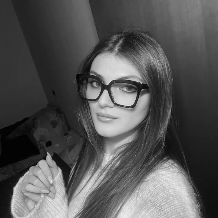 @angelicarosi__