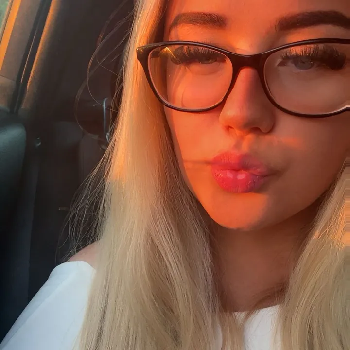 tiffanylousiexx