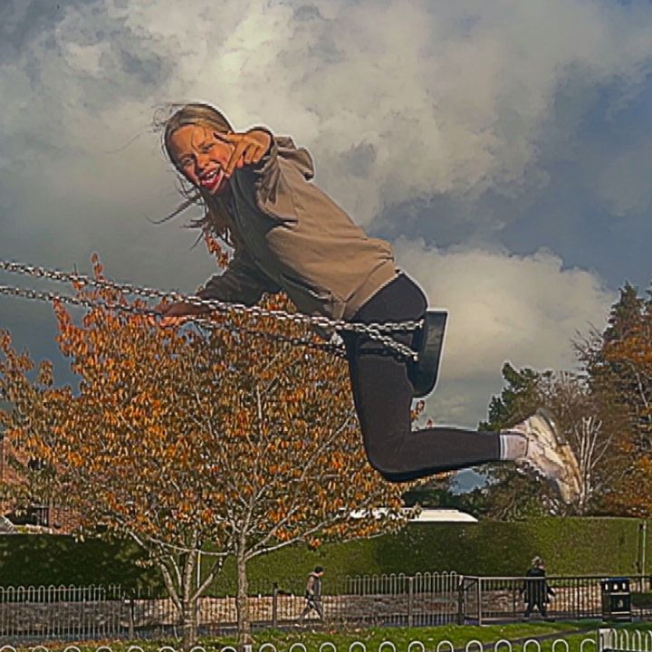 holzyyyyyluvyaaaa_