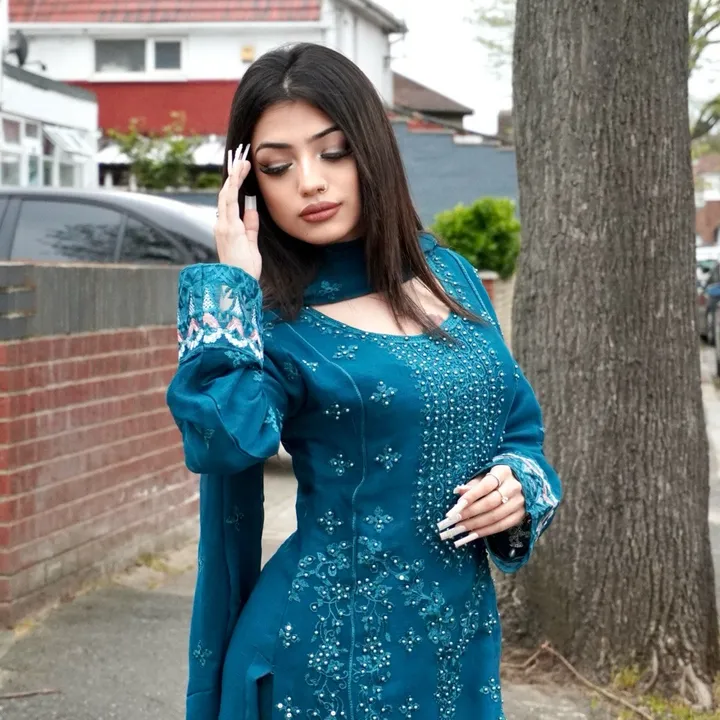 444sahibax