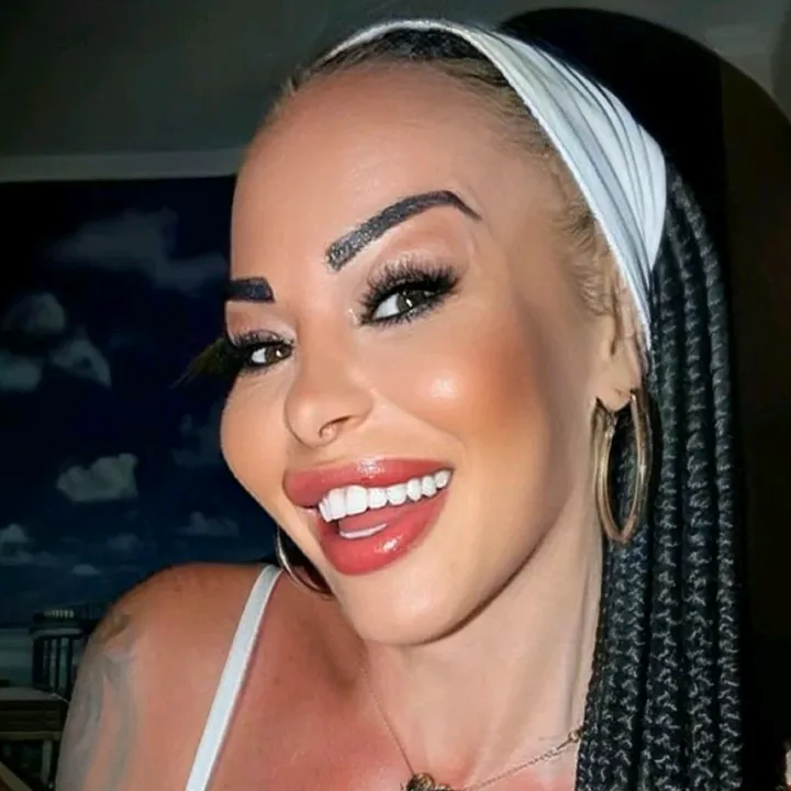 @luanaiammarino100