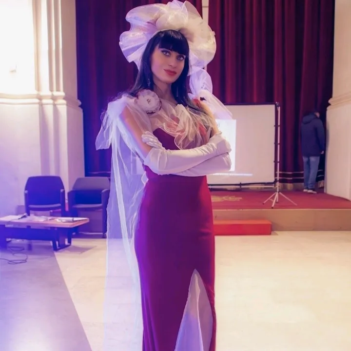 rosyindossatrice