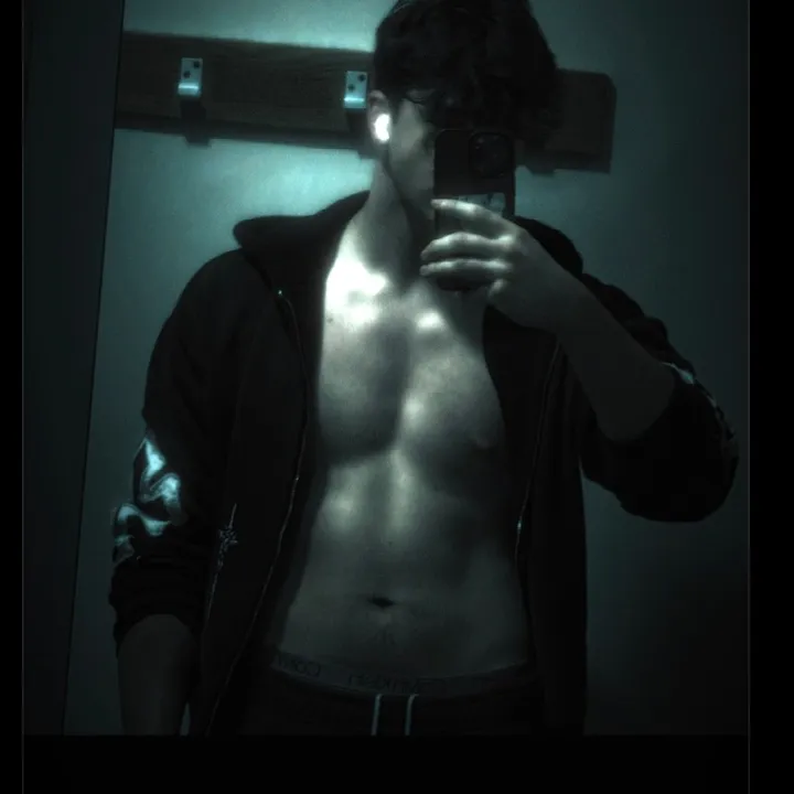 russellwozni