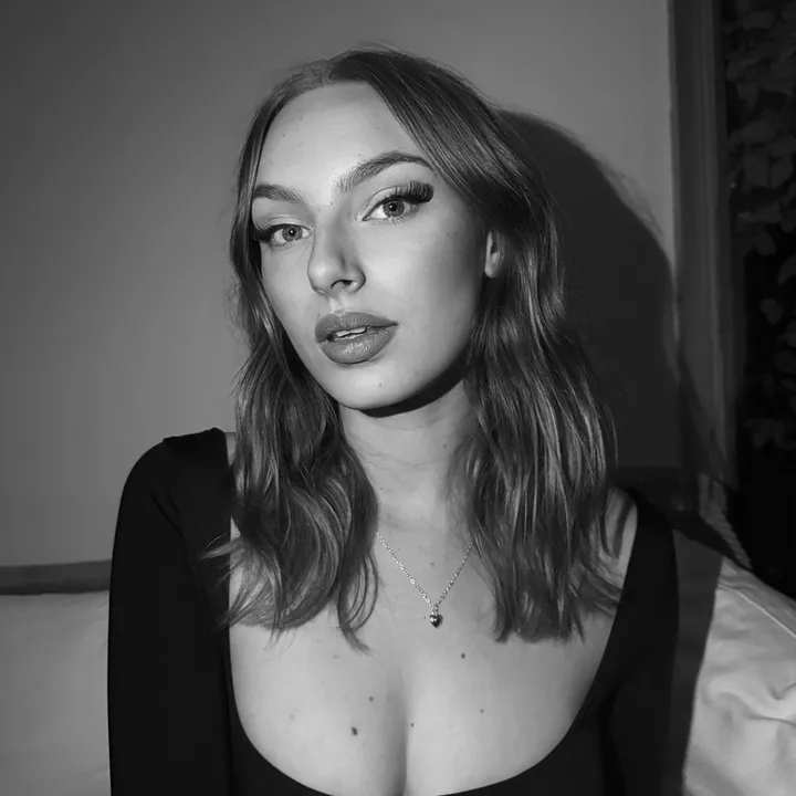alida.249