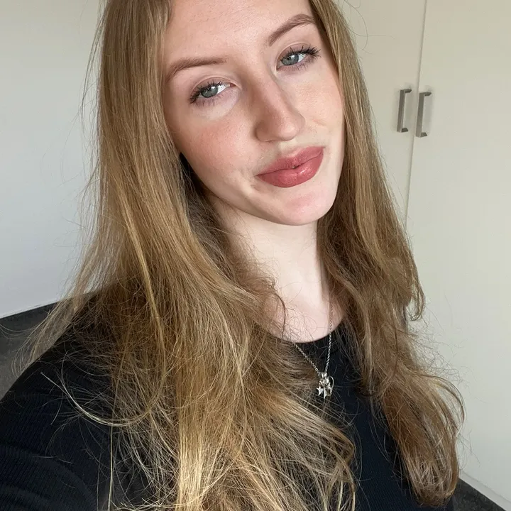 nellyalinee