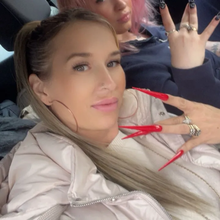longnailqueenx