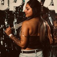 zoeortiz__