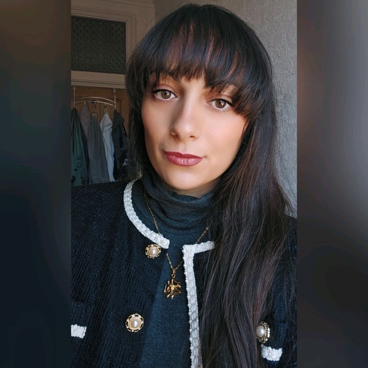 @loricandela