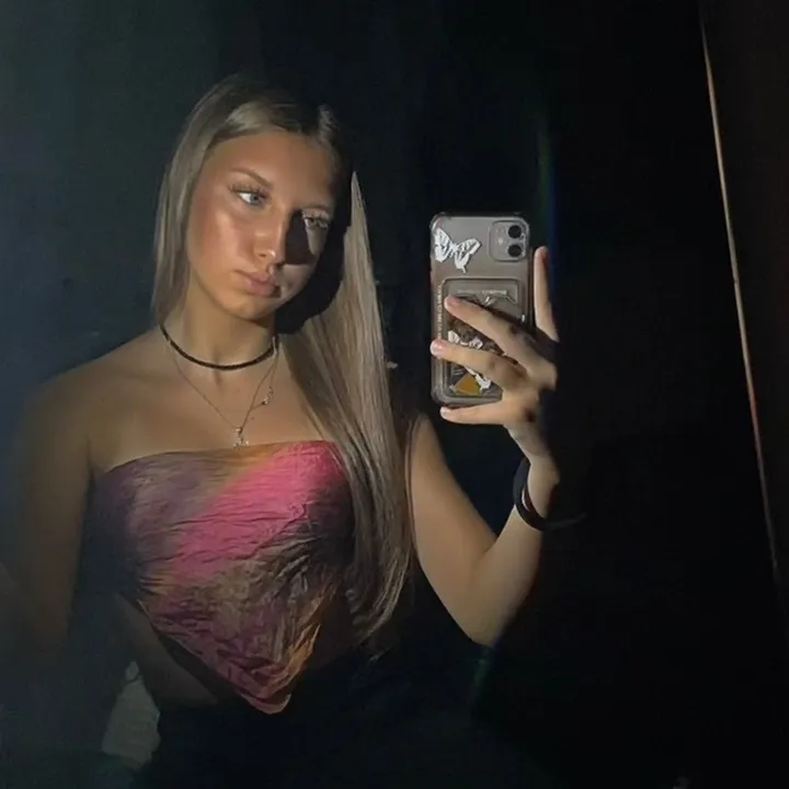 laradjordjevicc