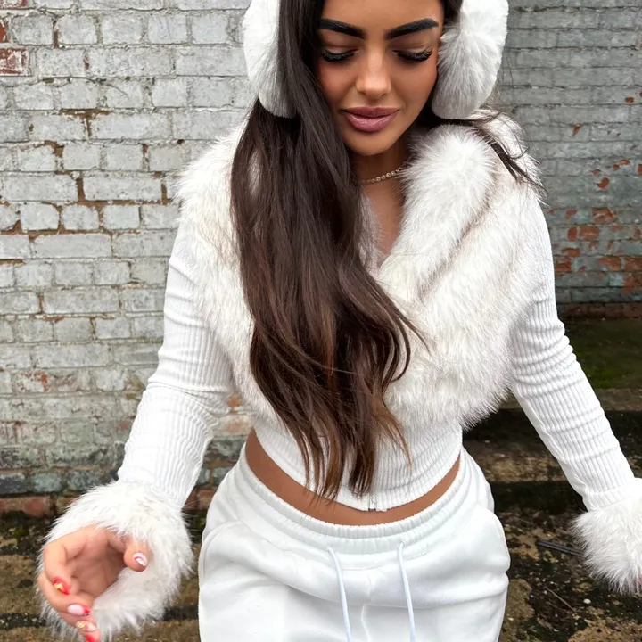 karisdeeveyy