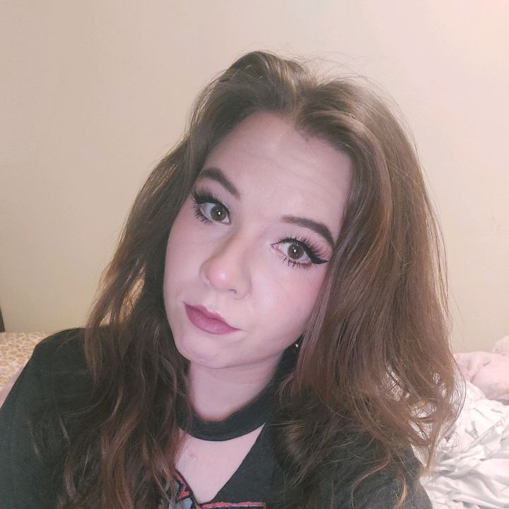 mua_monica