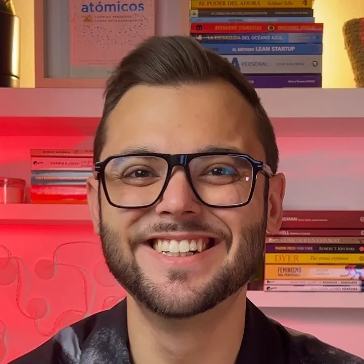 @adricamente
