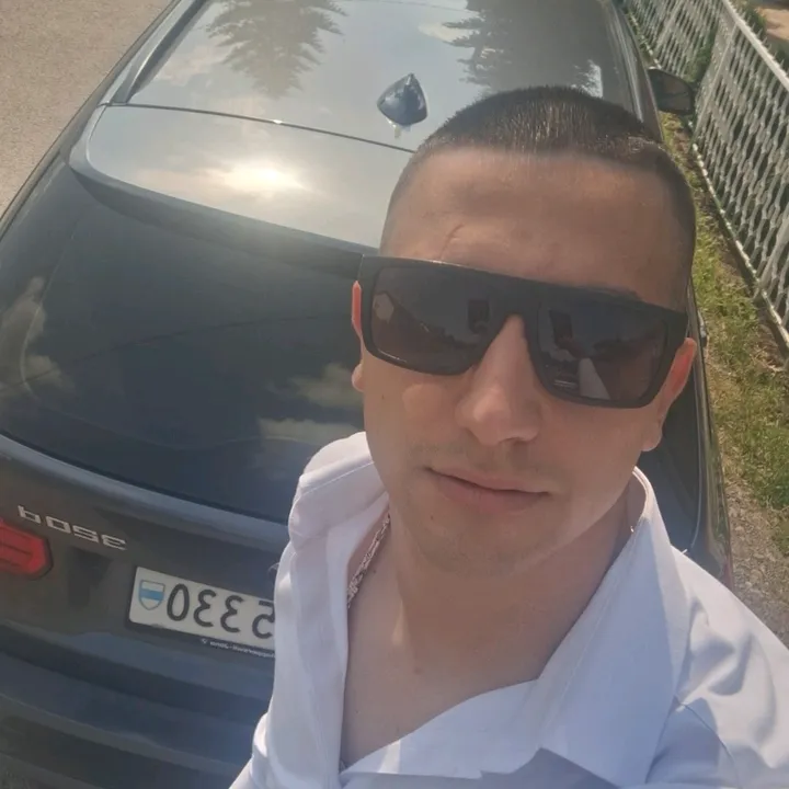 nikola.lx