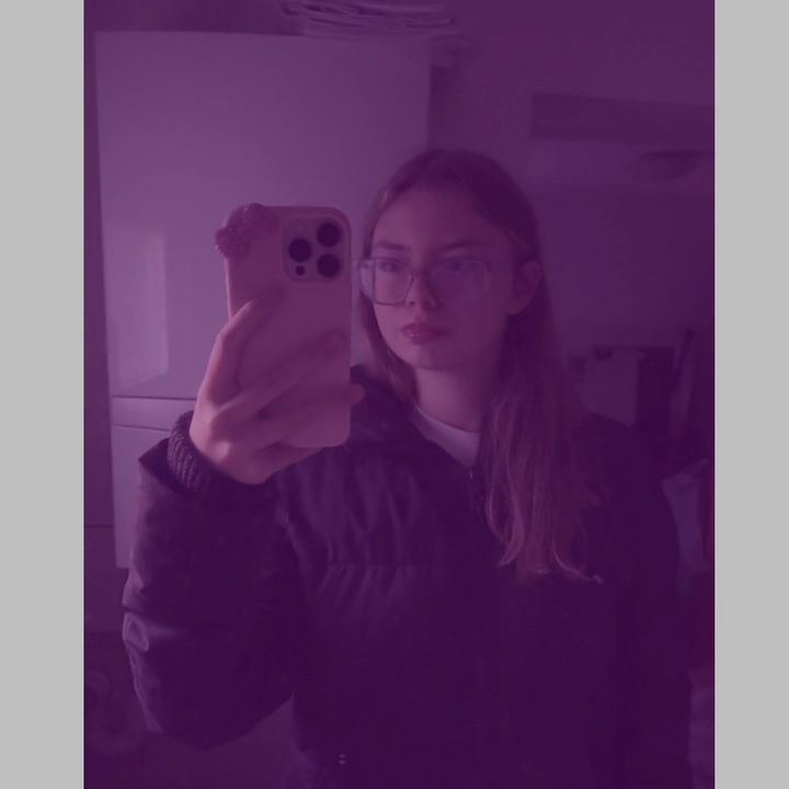 𝐙𝐨𝐞🩰 - Originalton