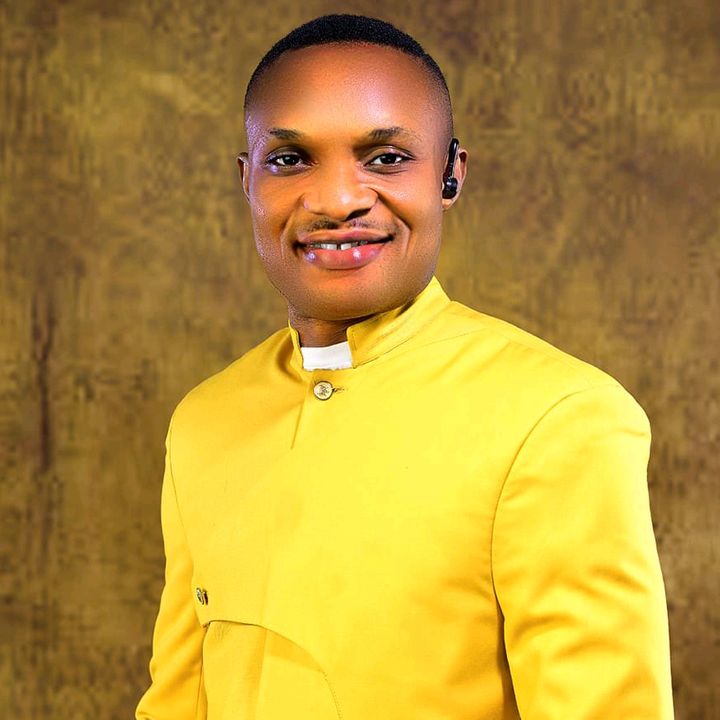 apostleoliverc2
