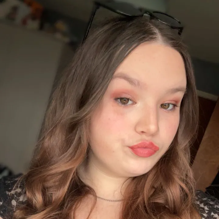sammi_peach_