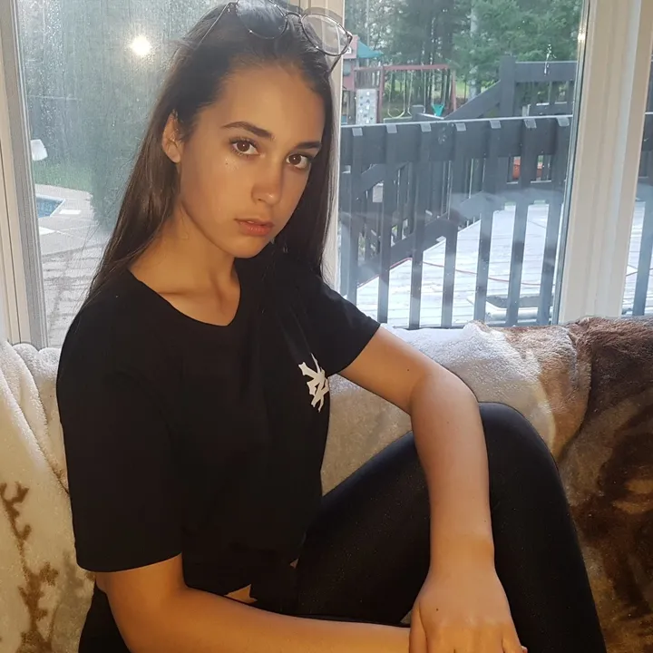 emy_jade_11