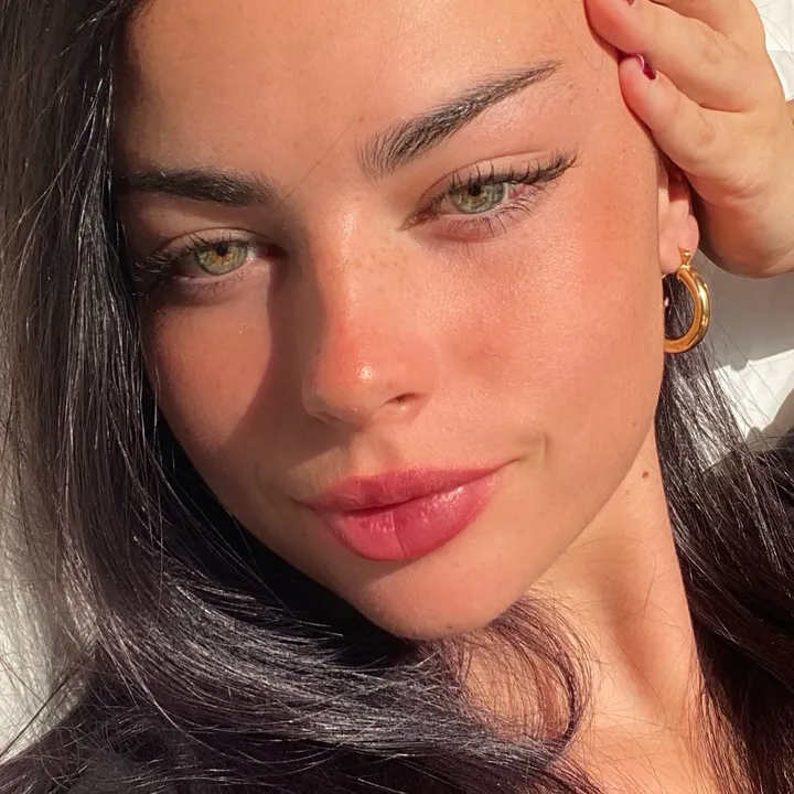 izzygonzalezz