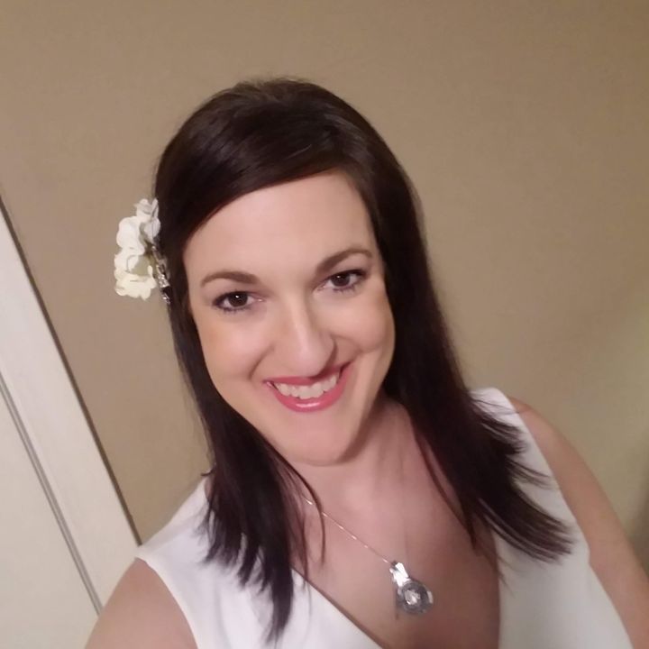 @johnsbrowneyedgirl