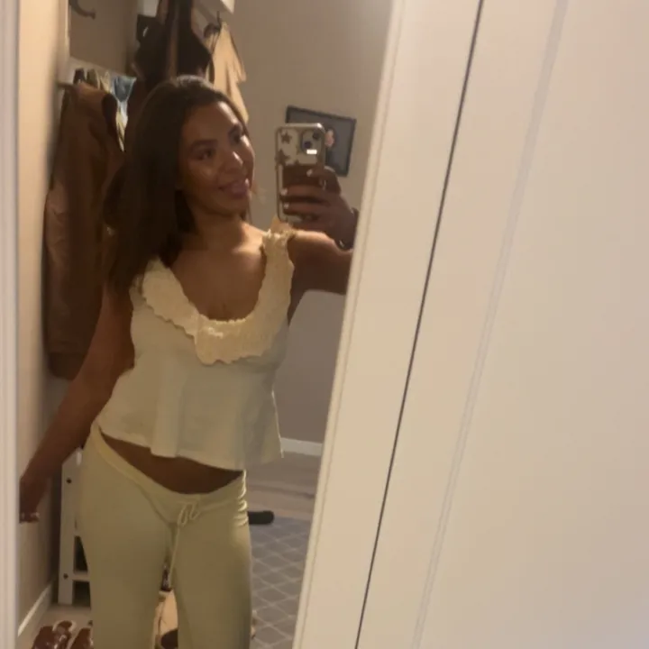@leona.undi