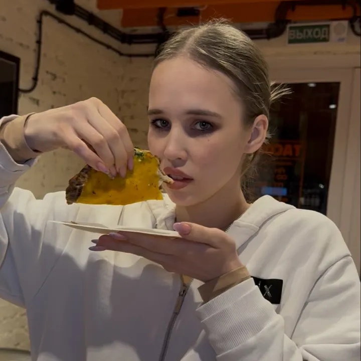 @yulia.bye