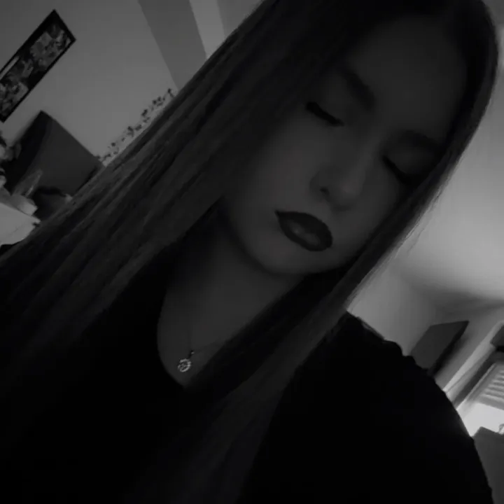 77_hxnna