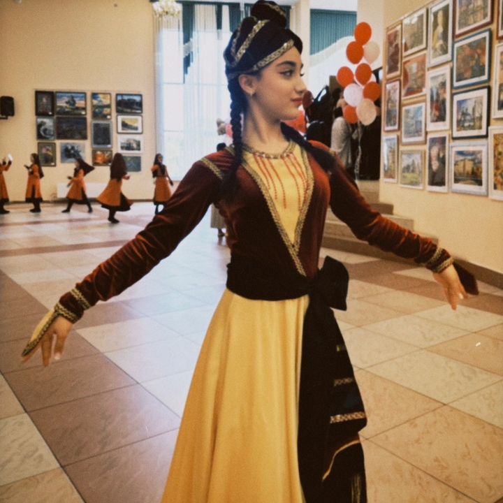 nellie.dancer