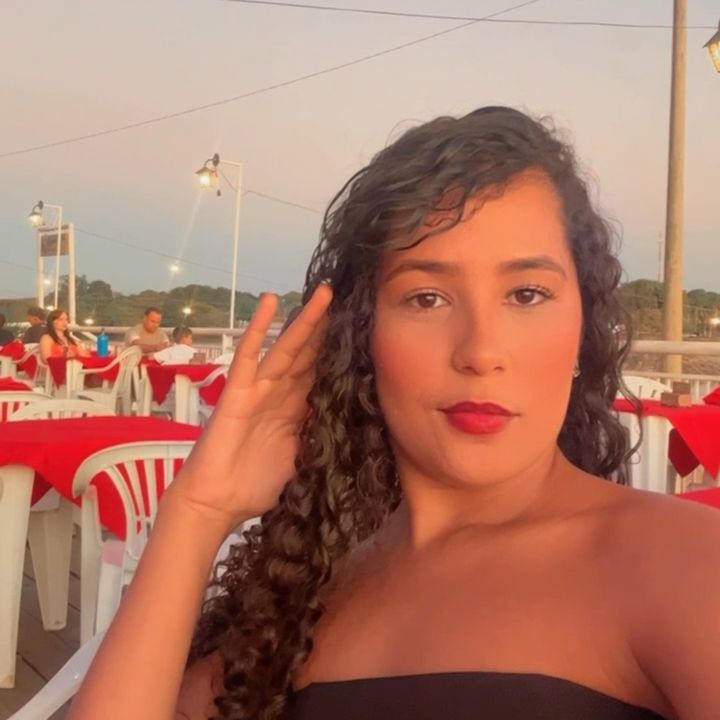 caroline_ms01