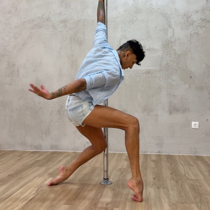 jackscottleepoledancer