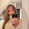 nicole_m0810