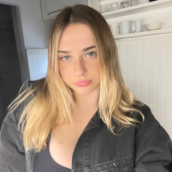 @miaabbruuuuu