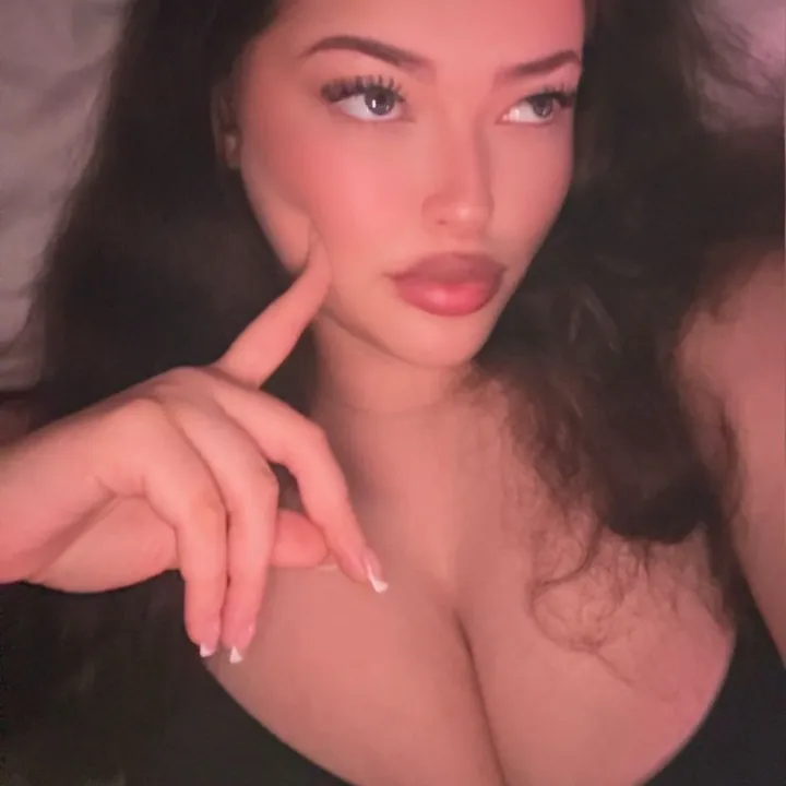 kikiwalshx