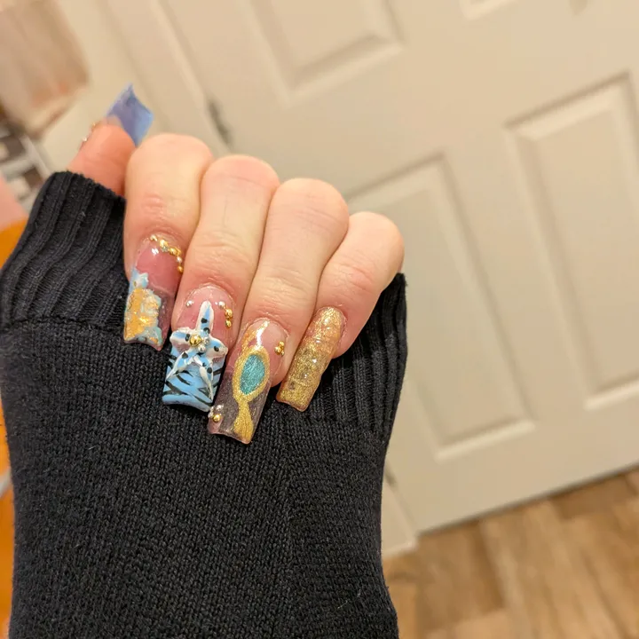 gottaluv_lipliner
