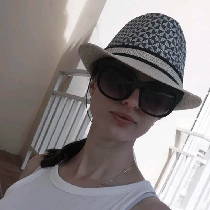 rofihcenaylui